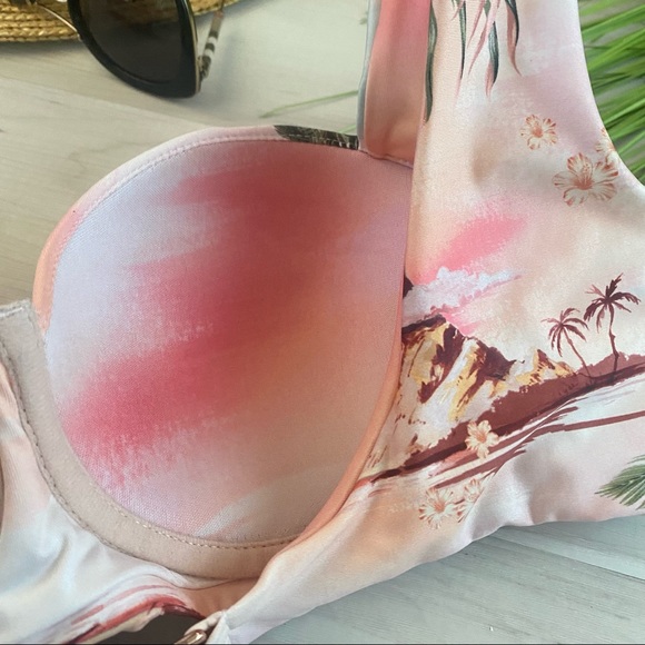 Agua Bendita Underwire Bikini Top - Picture 13 of 15